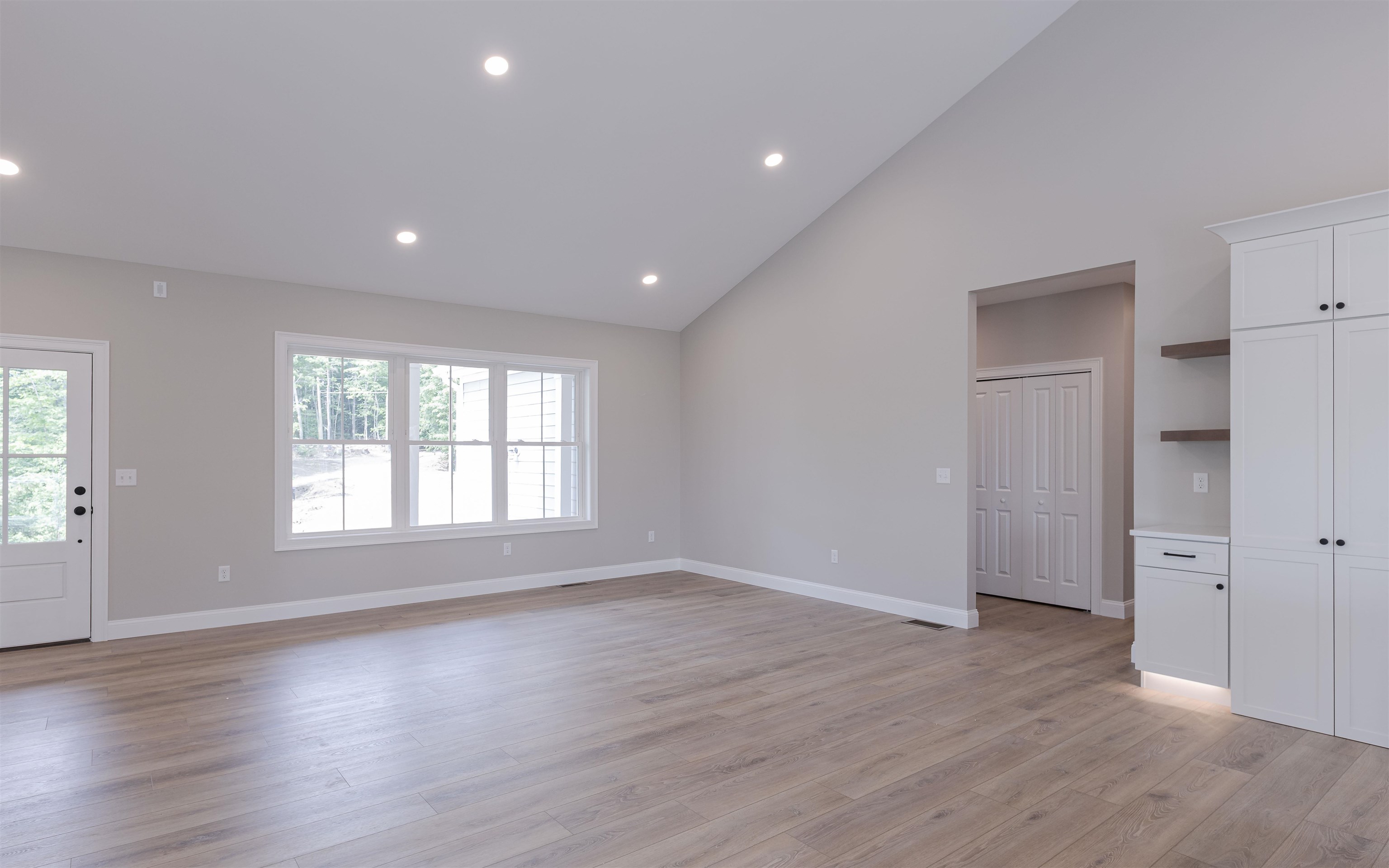 49 Dale Farm Road Rindge, NH 03461 - Photo 4 of 29