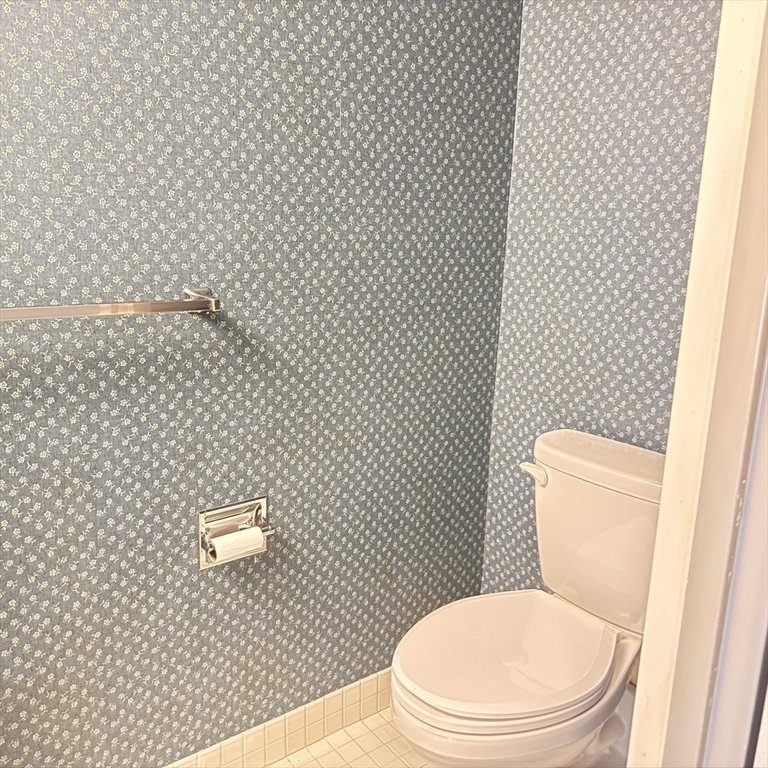 406 Paradise Road, Unit 1C Swampscott, MA 01907 - Photo 11 of 26 Gallery Image 11