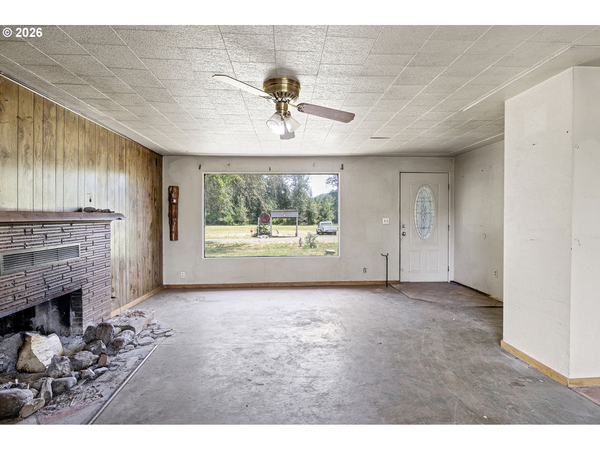 308 Helweg Road Winston, OR 97496 - Photo 7 of 48 Gallery Image 7