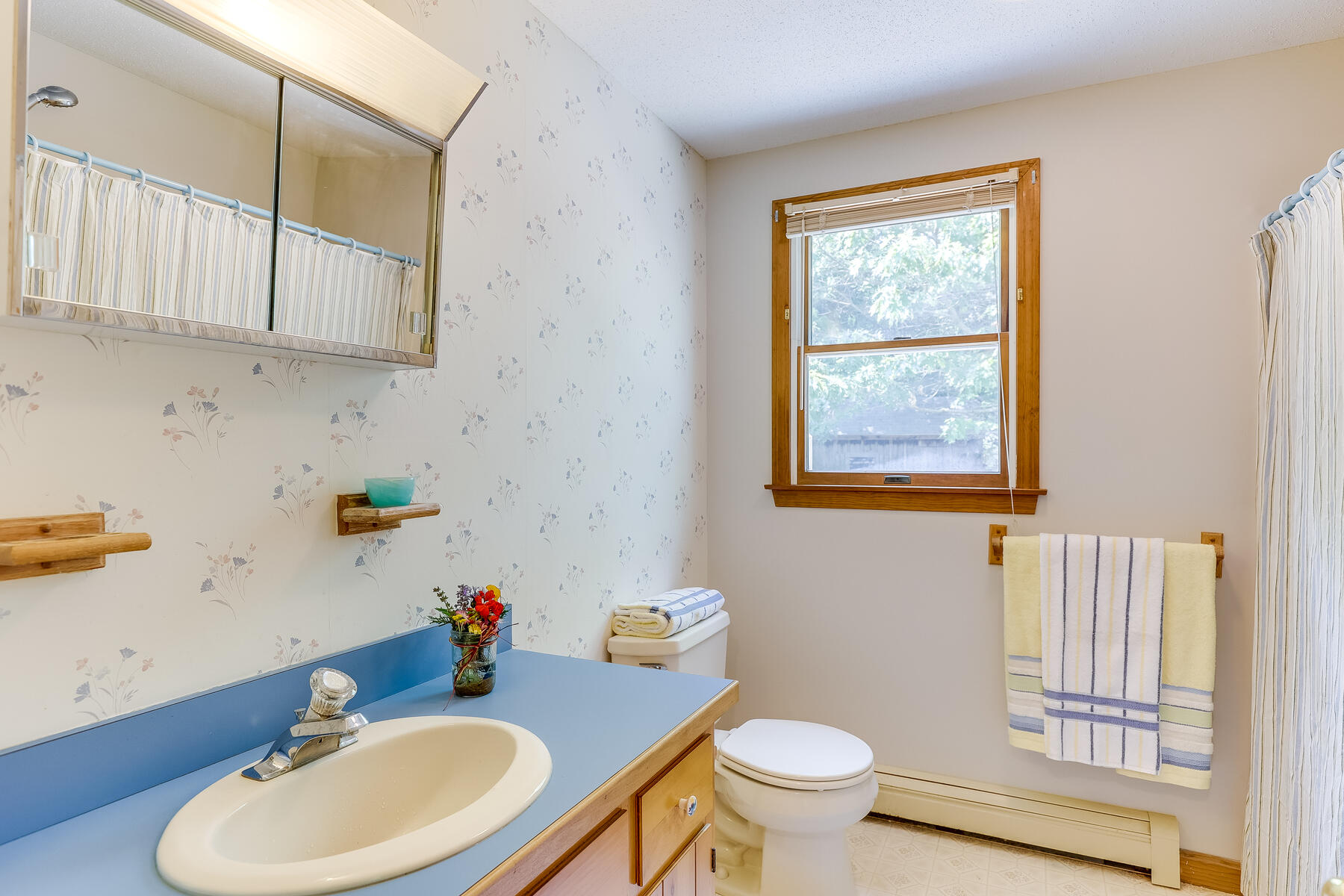 465 Massasoit Road Eastham, MA 02642 - Photo 25 of 56 First floor full bath