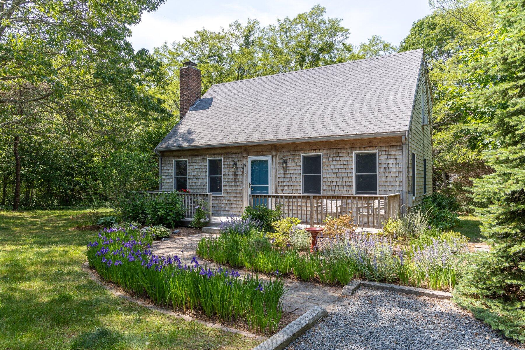 465 Massasoit Road Eastham, MA 02642 - Photo 4 of 56 598A6034