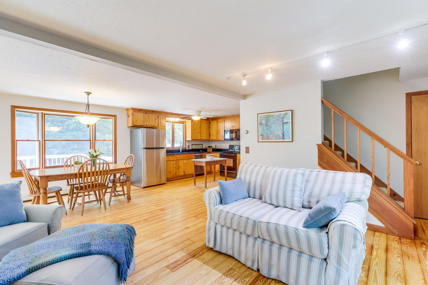465 Massasoit Road Eastham, MA 02642 - Photo 9 of 56 598A6060