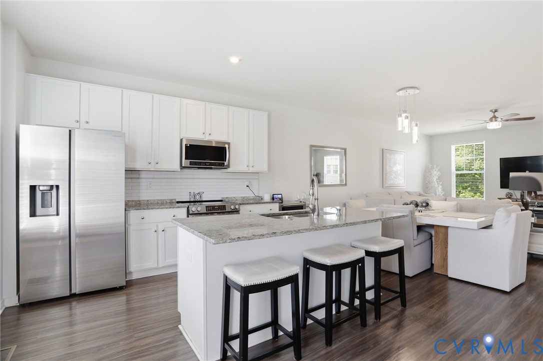 12337 Haydon Place Midlothian, VA 23113 - Photo 8 of 48