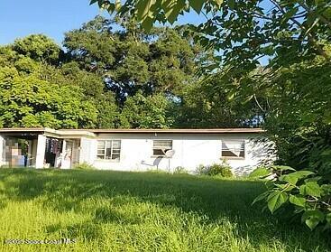 7143 Oakney Road Jacksonville, FL 32211 - Photo 2 of 5 a view of a back yard