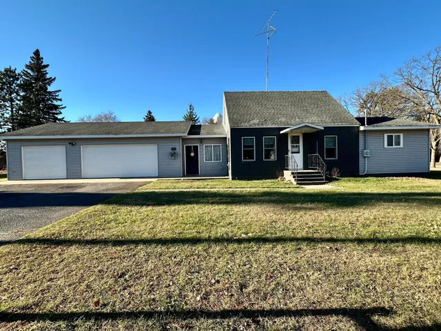 $224,900 | 119 Elm Avenue Northeast, Menahga, MN 56464