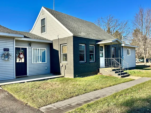 $224,900 | 119 Elm Avenue Northeast, Menahga, MN 56464