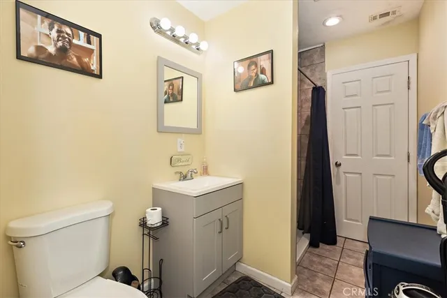 $1,050,000 | 11612 Cimarron Avenue, Hawthorne, CA 90250