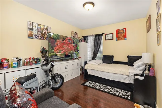 $1,050,000 | 11612 Cimarron Avenue, Hawthorne, CA 90250