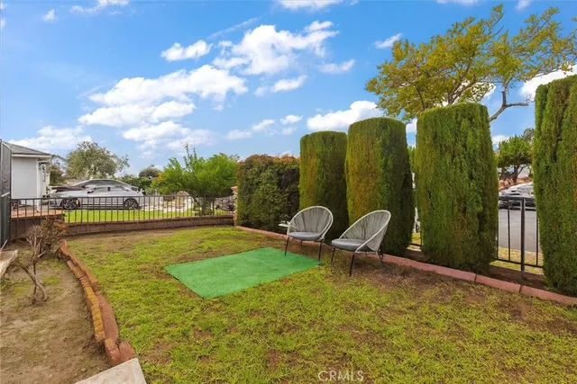 $1,050,000 | 11612 Cimarron Avenue, Hawthorne, CA 90250