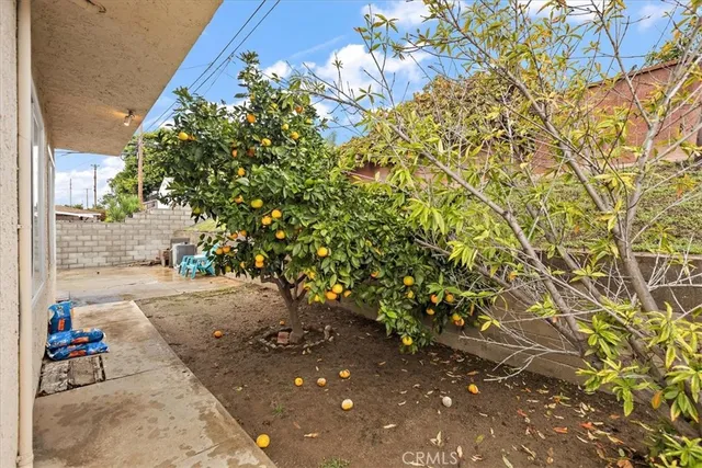 $1,050,000 | 11612 Cimarron Avenue, Hawthorne, CA 90250