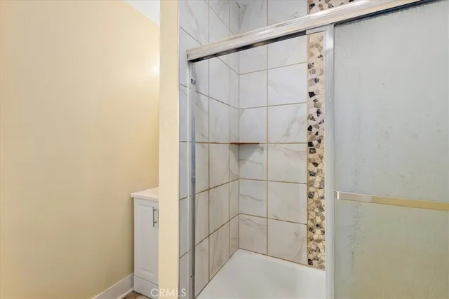 $1,050,000 | 11612 Cimarron Avenue, Hawthorne, CA 90250