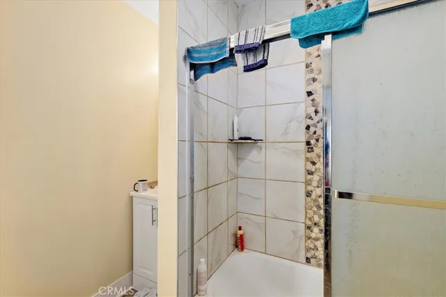 $1,050,000 | 11612 Cimarron Avenue, Hawthorne, CA 90250