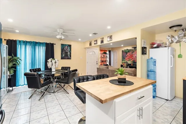 $1,050,000 | 11612 Cimarron Avenue, Hawthorne, CA 90250