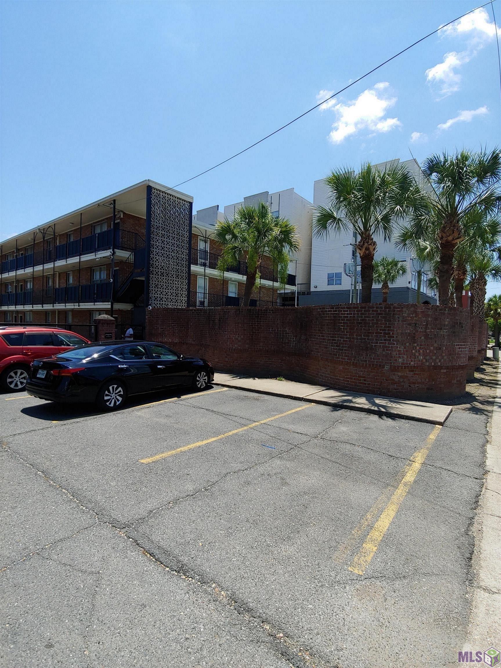 3101 Highland Road, Unit 322 Baton Rouge, LA 70802 - Photo 1 of 15