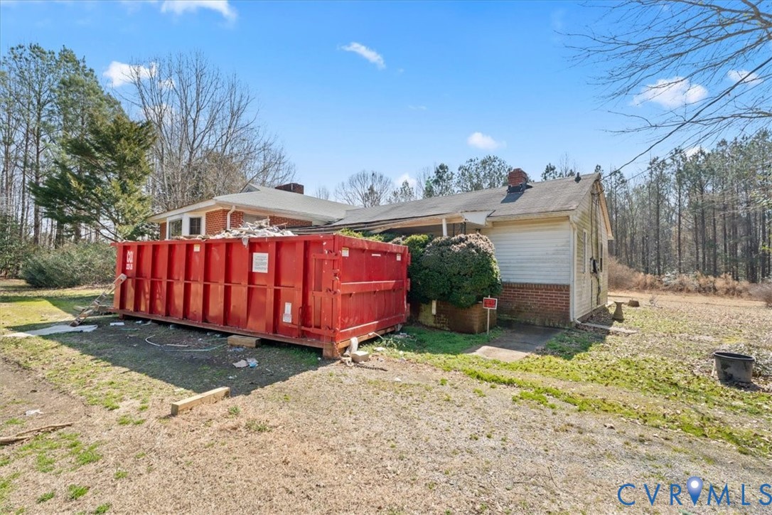10401 Carriage Road Providence Forge, VA 23140 - Photo 3 of 30 a view of a backyard with trees