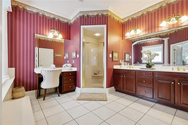 $1,150,000 | 950 South Kenner Avenue, Westwego, LA 70094