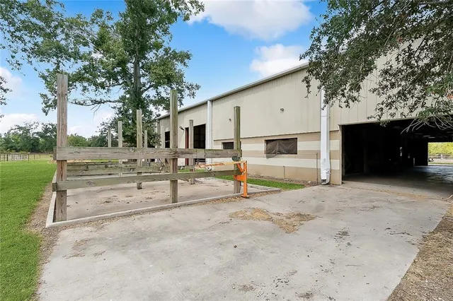 $1,150,000 | 950 South Kenner Avenue, Westwego, LA 70094