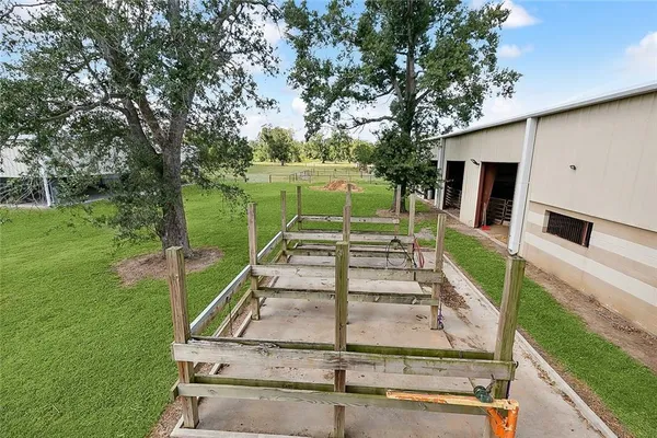 $1,150,000 | 950 South Kenner Avenue, Westwego, LA 70094