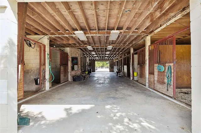 $1,150,000 | 950 South Kenner Avenue, Westwego, LA 70094