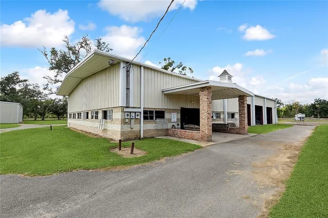 $1,150,000 | 950 South Kenner Avenue, Westwego, LA 70094