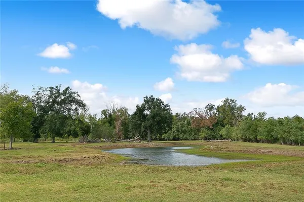 $1,150,000 | 950 South Kenner Avenue, Westwego, LA 70094