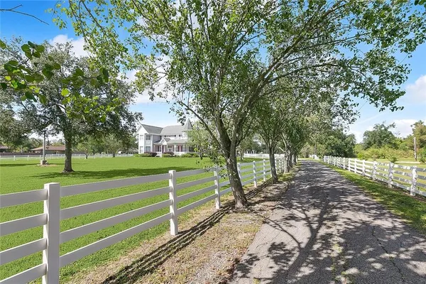 $1,150,000 | 950 South Kenner Avenue, Westwego, LA 70094