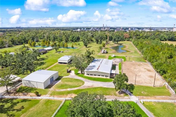 $1,150,000 | 950 South Kenner Avenue, Westwego, LA 70094