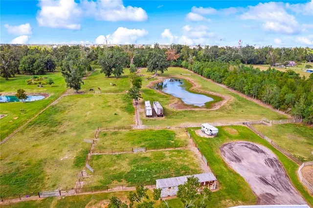 $1,150,000 | 950 South Kenner Avenue, Westwego, LA 70094