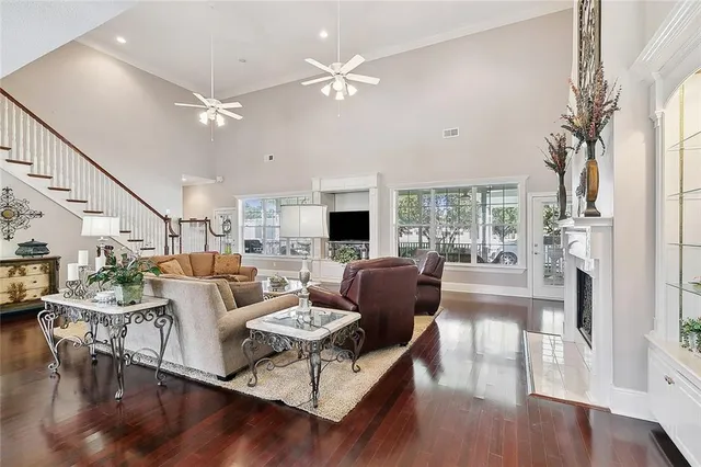 $1,150,000 | 950 South Kenner Avenue, Westwego, LA 70094