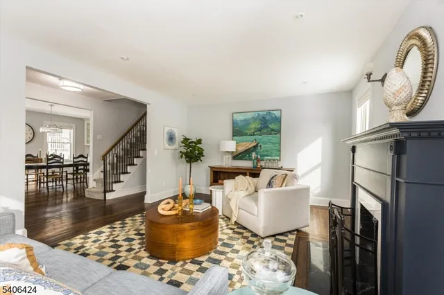 $789,000 | 17 Glenridge Parkway, Bloomfield, NJ 07003