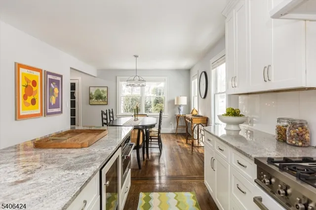 $789,000 | 17 Glenridge Parkway, Bloomfield, NJ 07003