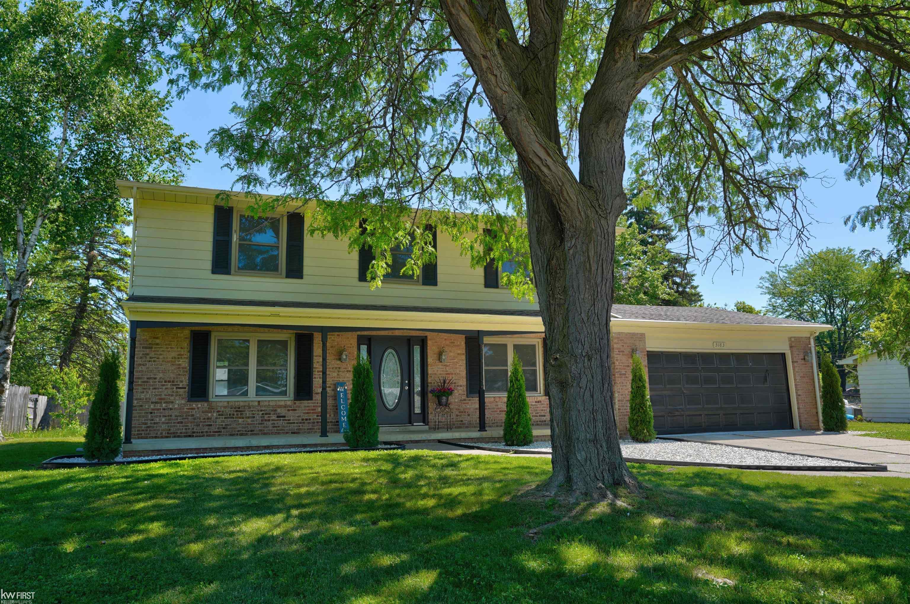 3183 Bridle Path Flint, MI 48507 - Photo 6 of 79