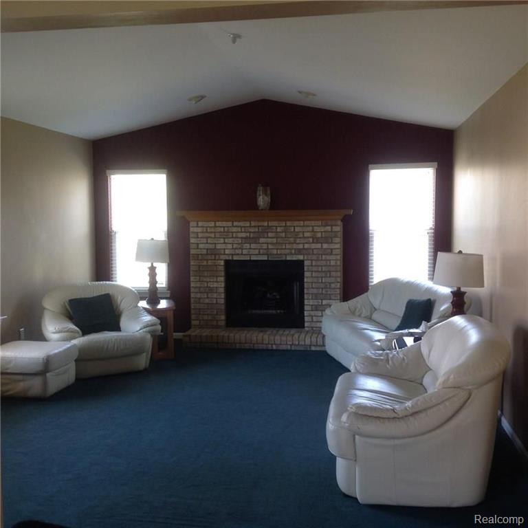 922 Ridgeview Circle Lake Orion, MI 48362 - Photo 15 of 29