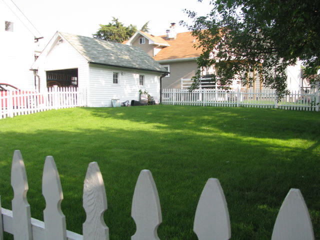 776 High Street Aurora, IL 60505 - Photo 13 of 14