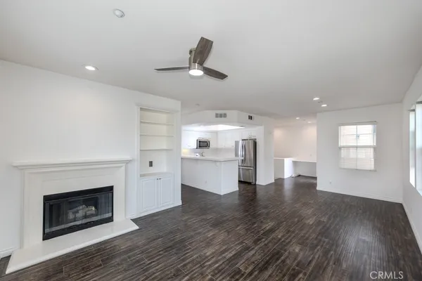 $3,700 | 87 Reunion, Irvine, CA 92603