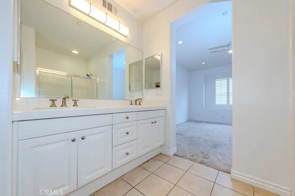 $3,700 | 87 Reunion, Irvine, CA 92603