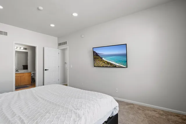 $2,150 | 40433 Glen Eagle Lane, Canton, MI 48188