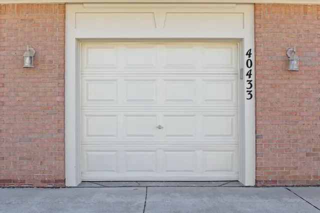 $2,150 | 40433 Glen Eagle Lane, Canton, MI 48188