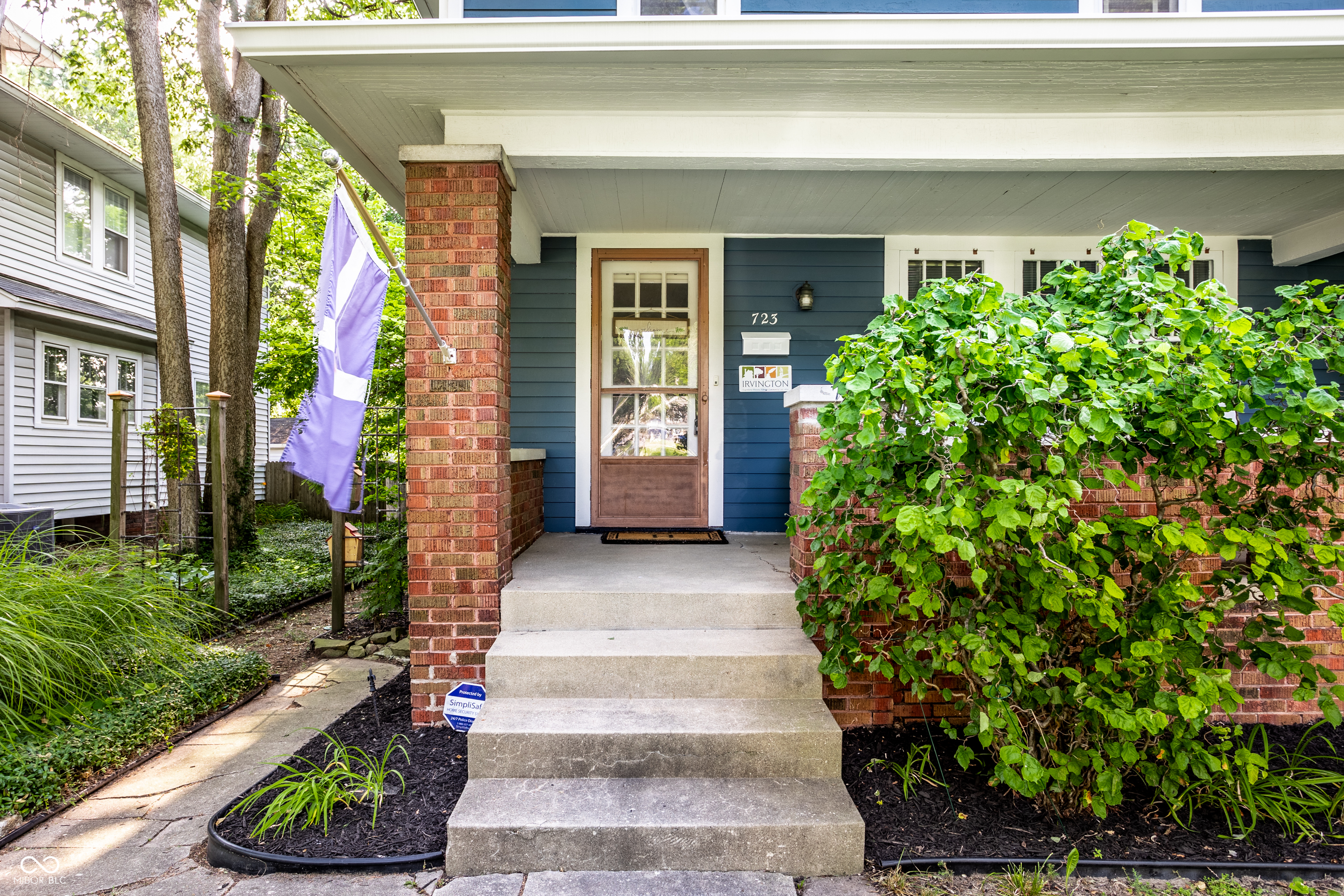 723 North Audubon Road Indianapolis, IN 46219 - Photo 3 of 34