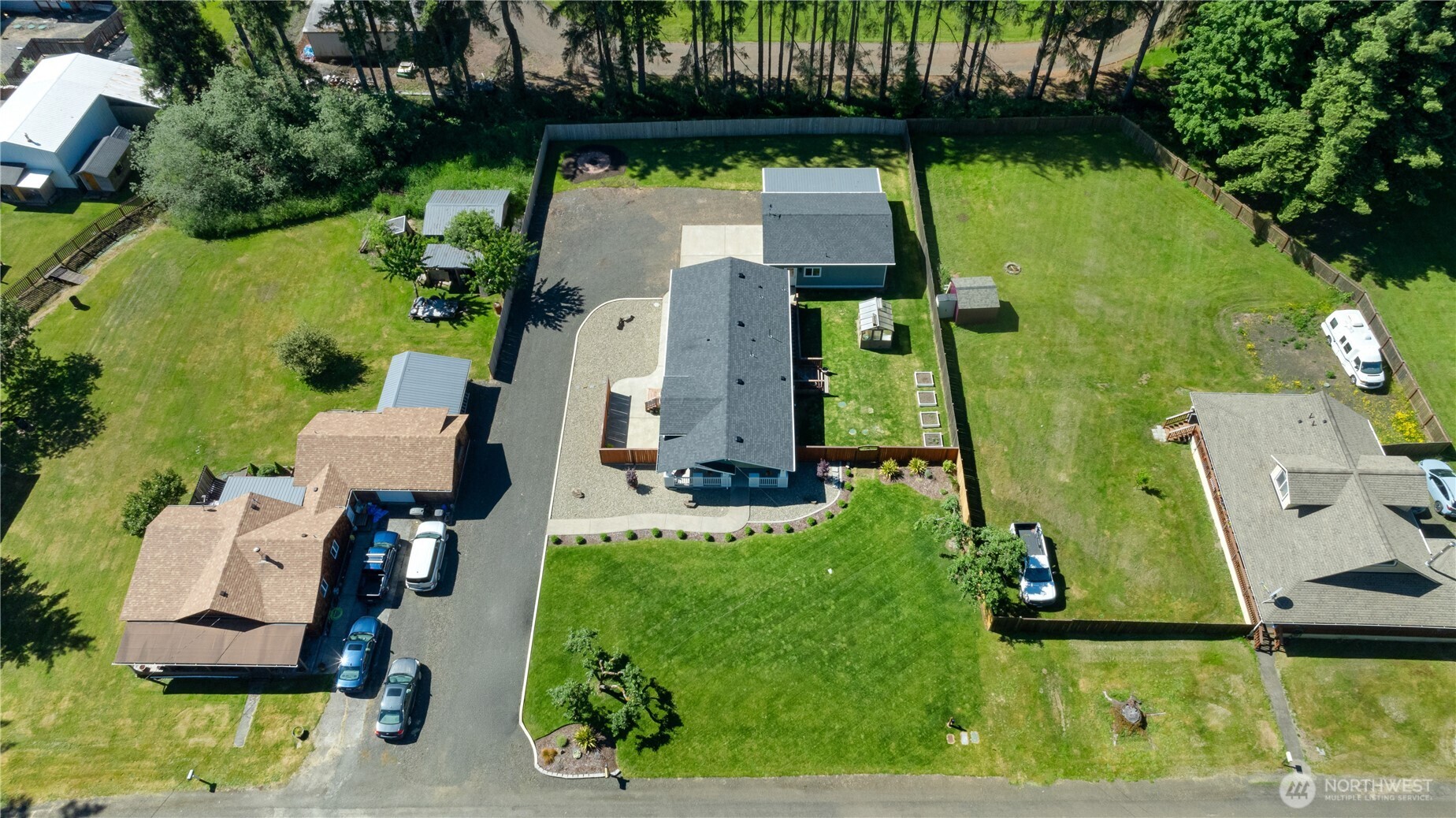 15 Maple Leaf Street Raymond, WA 98577 - Photo 33 of 38