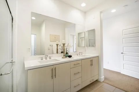 $979,000 | 1336 North Capitol Avenue, Unit 6, San Jose, CA 95132
