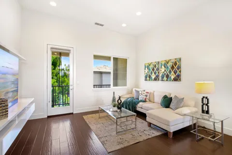 $979,000 | 1336 North Capitol Avenue, Unit 6, San Jose, CA 95132
