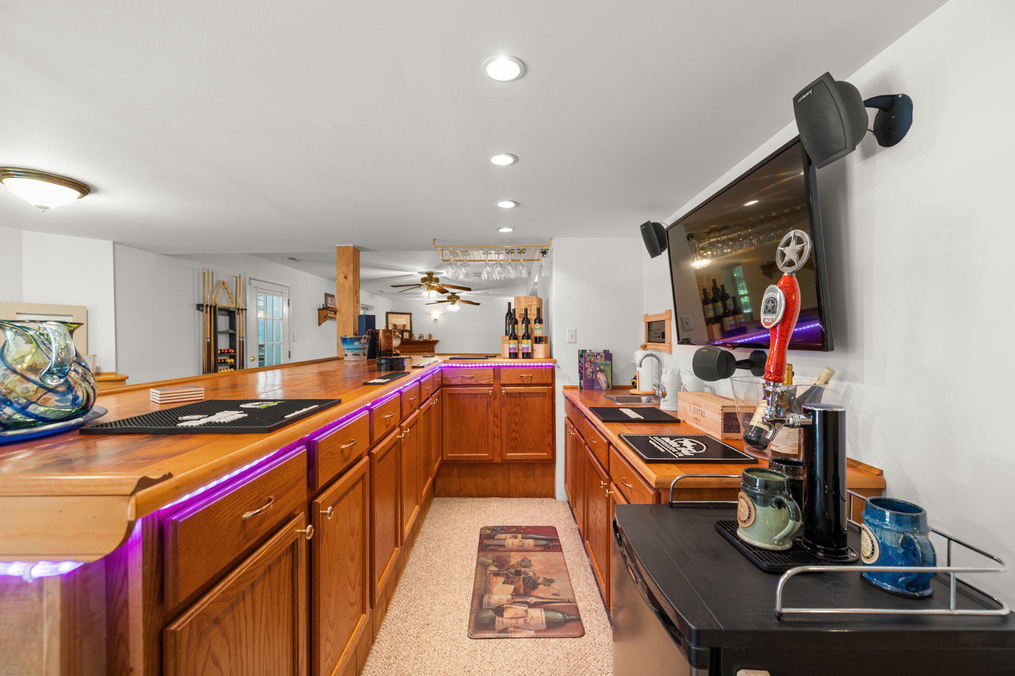 801 Mitchell Point Road Mineral, VA 23117 - Photo 40 of 74 Wet Bar