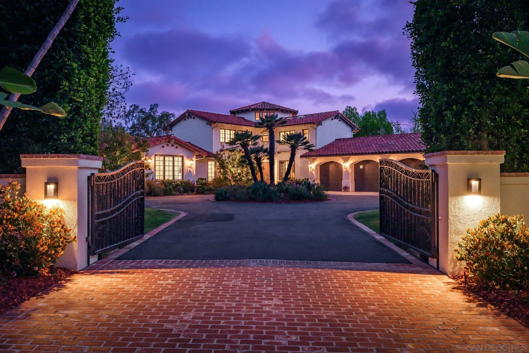 14910 Rancho Nuevo Del Mar, CA 92014 - Photo 3 of 60 a view of street with sitting area