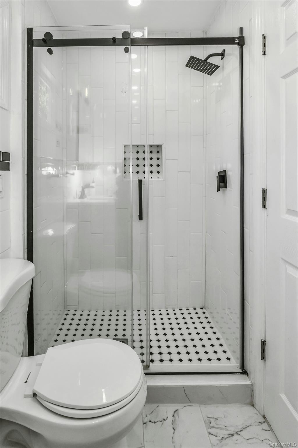 42 13th Street Locust Valley, NY 11560 - Photo 16 of 34 1st Floor Bathroom