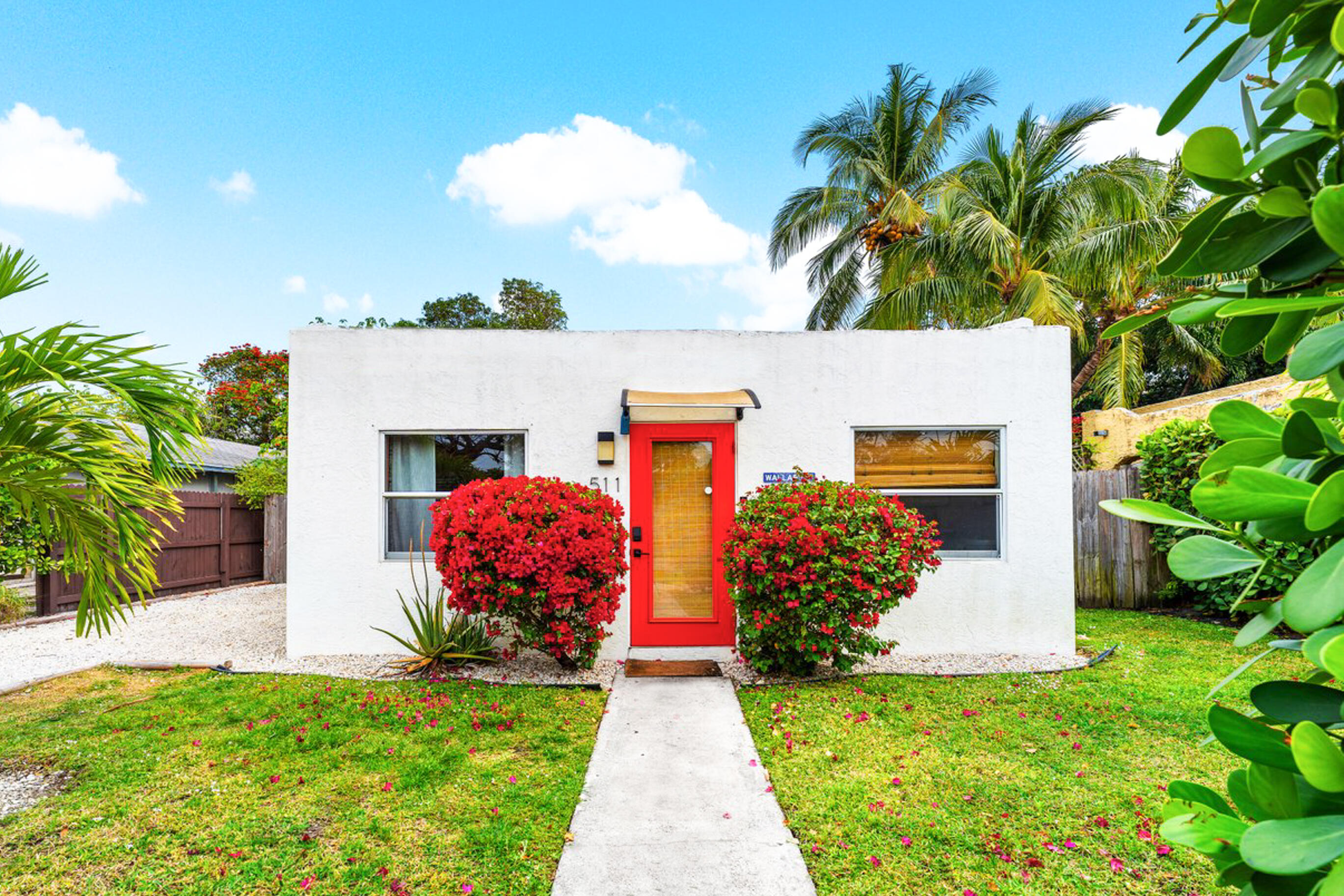 002-511ChurchillRoad