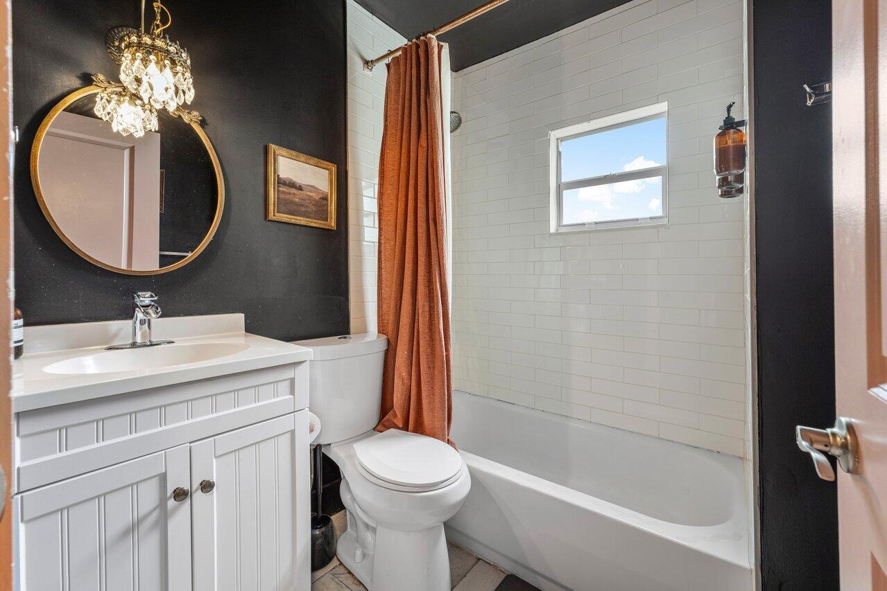 511 Churchill Road West Palm Beach, FL 33405 - Photo 23 of 29 024-511ChurchillRoad-WestPalmBeach-FL-33