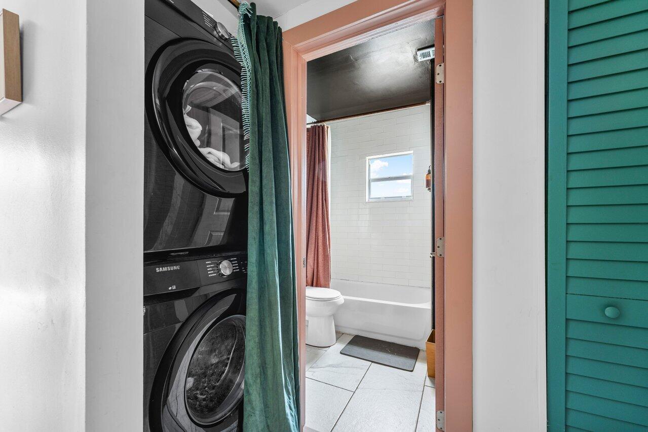 511 Churchill Road West Palm Beach, FL 33405 - Photo 26 of 29 027-511ChurchillRoad-WestPalmBeach-FL-33