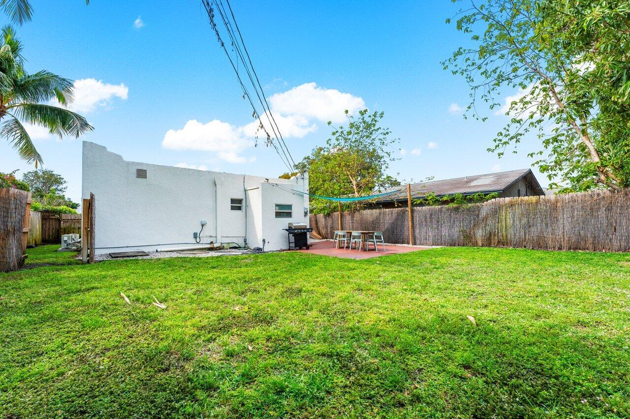 511 Churchill Road West Palm Beach, FL 33405 - Photo 29 of 29 030-511ChurchillRoad-WestPalmBeach-FL-33