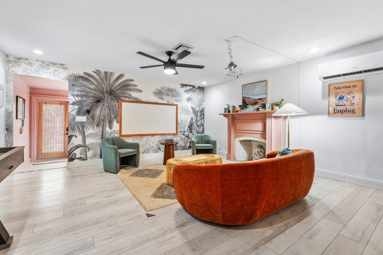 511 Churchill Road West Palm Beach, FL 33405 - Photo 7 of 29 008-511ChurchillRoad-WestPalmBeach-FL-33